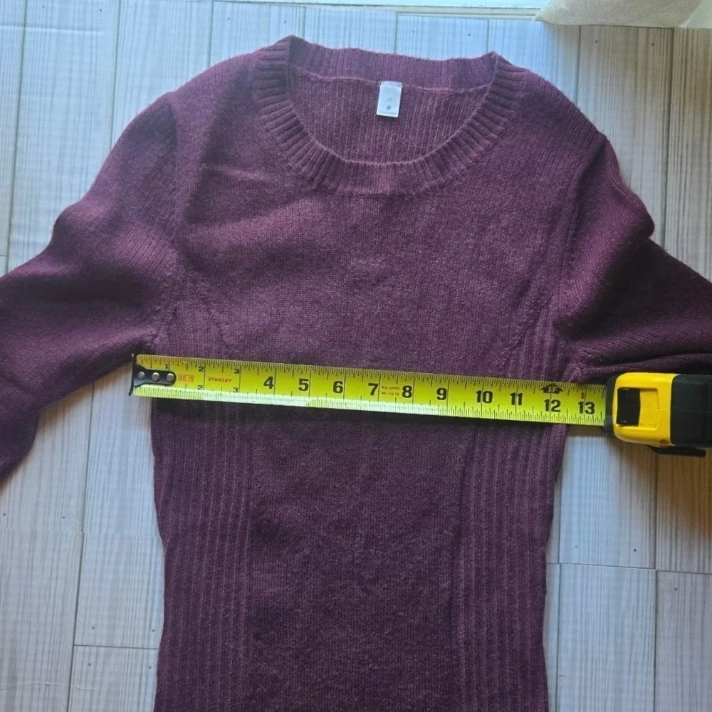 Lululemon Women‎ Merlot Merino Wool Feeling Balanced Sweater  Size 10 Athleisure